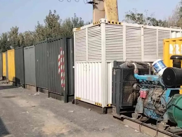 大武口200KW柴油发电机机组每小时油耗是多少？